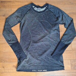 Lululemon Swiftly Tech Long Sleeve 2.0 - Black and Neon Multi Size 10